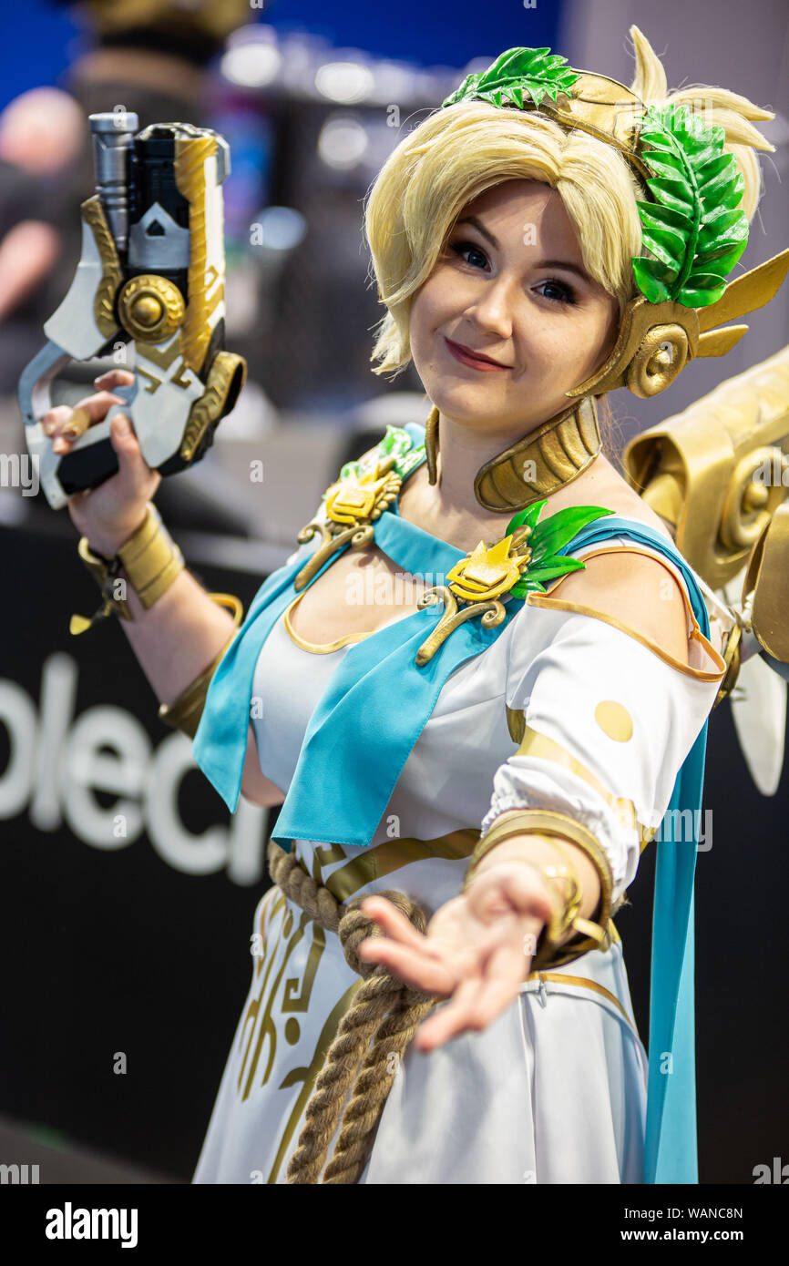 Cologne, Germany. 20th Aug, 2019. Gamescom 2019: costumed cosplayer. Gamescom is the world's largest trade fair for computer and video games, at Koelnmesse in Cologne, Germany, from 20th to 24th August 2019. Photocredit: Christian Lademann Stock Photo