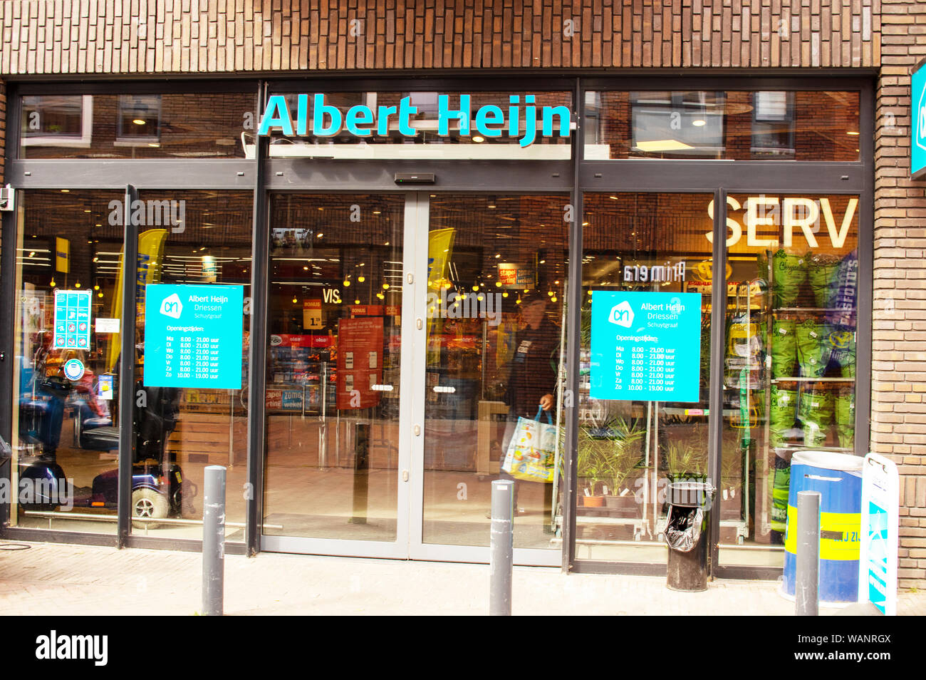 Albert heijn building hi-res stock photography and images - Alamy