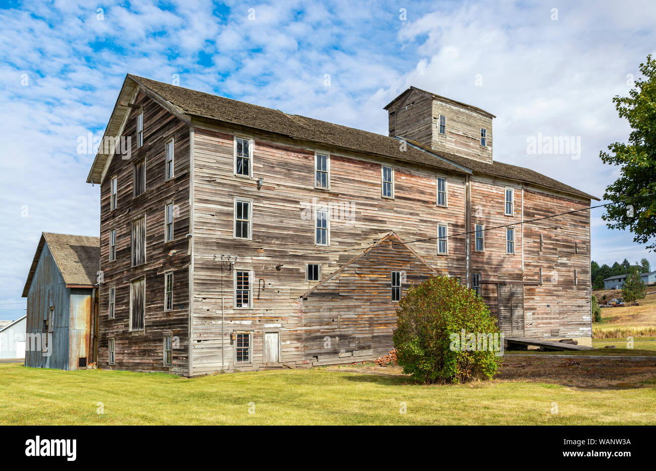 Flour mill hires stock photography and images Alamy