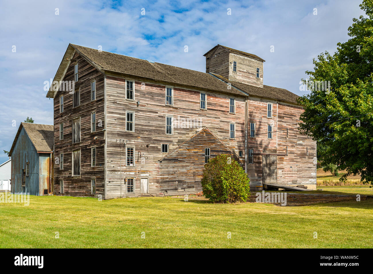 Washington, Palouse Region, Oakesdale, J.C. Barron Flour Mill, built
