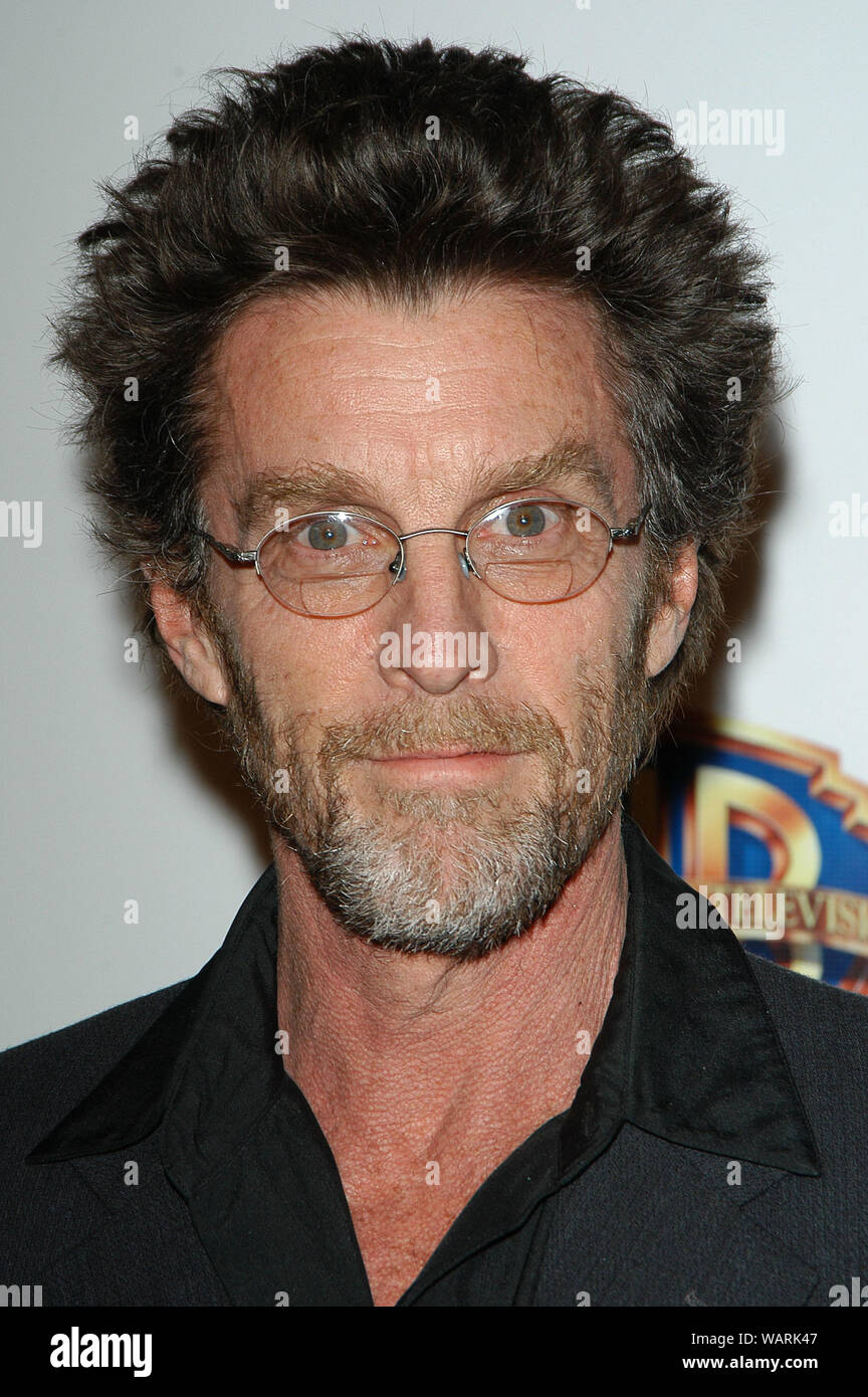 John Glover at the Warner Bros. Television and Warner Home Video Celebrate 50 Years of Quality TV held at the Warner Bros. Lot, Stage 6 in Burbank, CA. The event took place on Thursday, January 20, 2005.  Photo by: SBM / PictureLux - All Rights Reserved  - File Reference # 33855-899SBMPLX Stock Photo