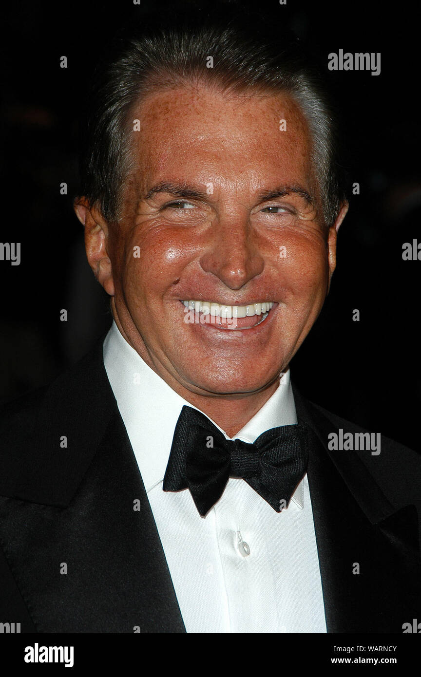 Hamilton at the 2005 Vanity Fair Oscar Party held at Morton's