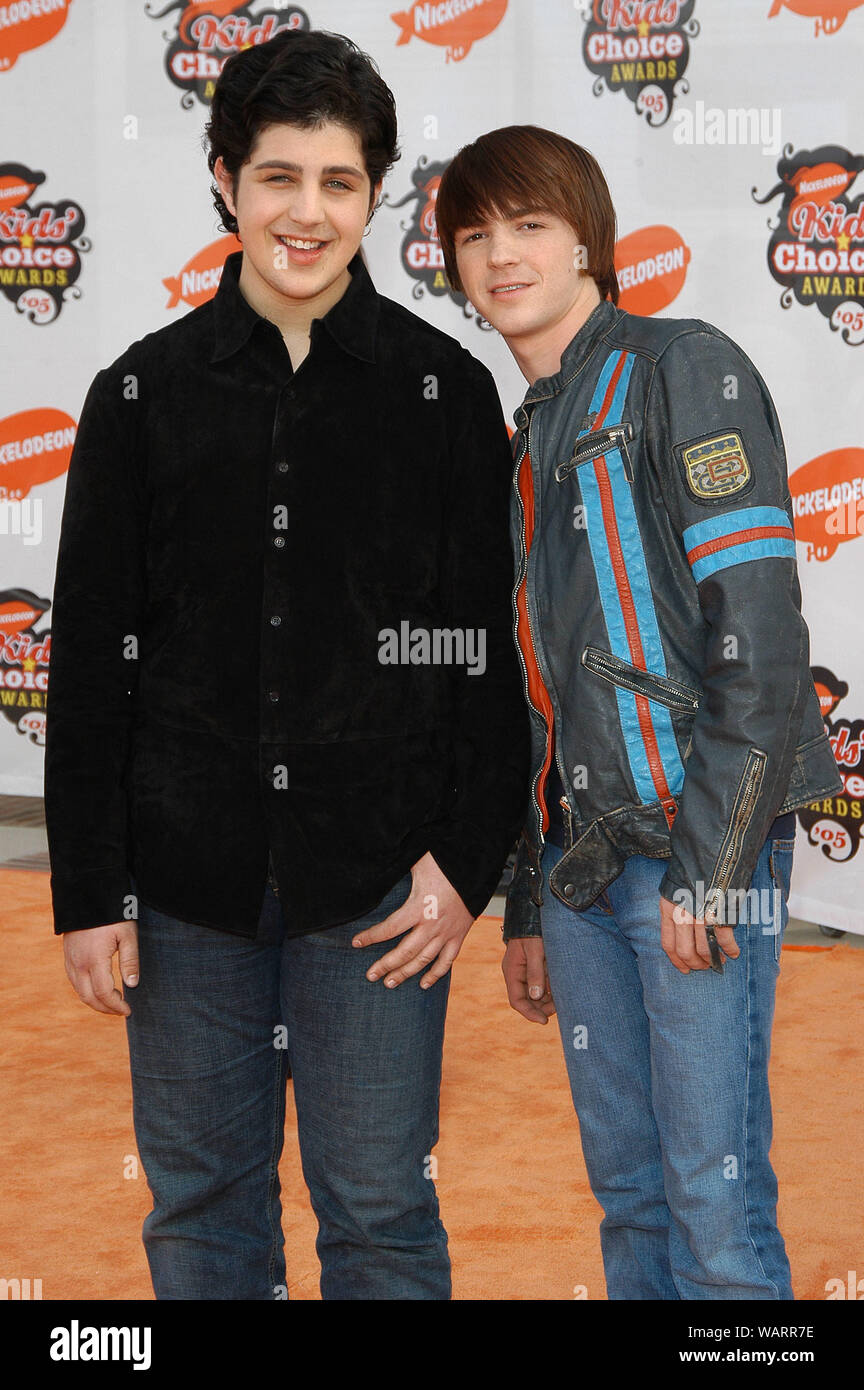 Josh peck drake and josh hi-res stock photography and images - Alamy