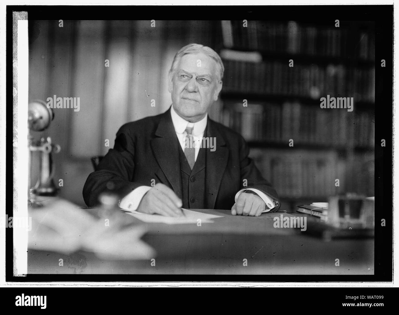 Dr wallace radcliffe hires stock photography and images Alamy