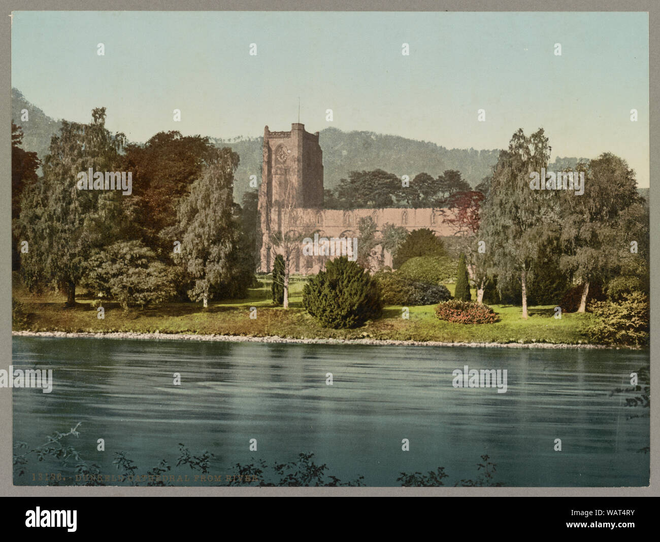 Dunkeld Cathedral from river Stock Photo