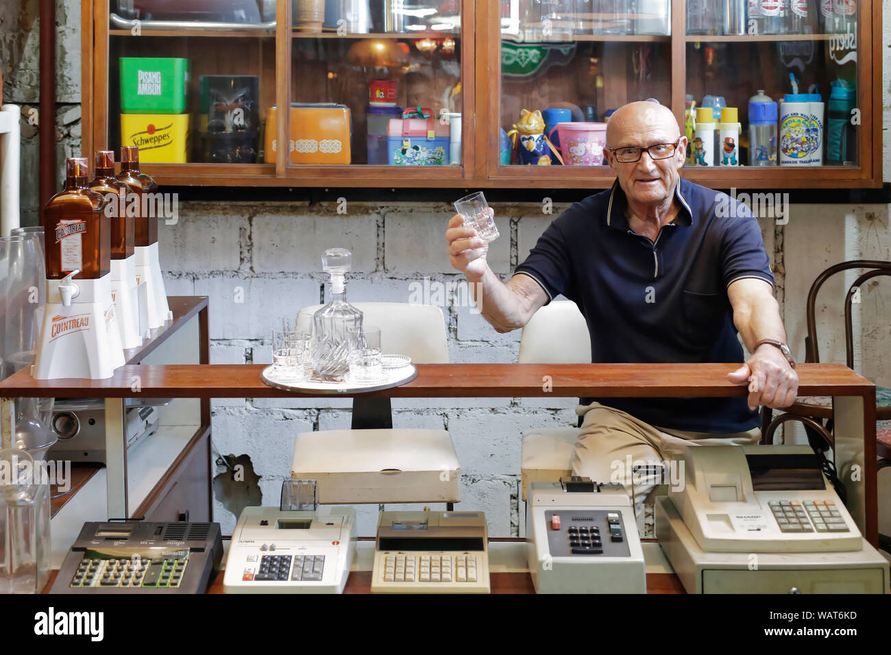 PAPAYA Design Furniture & Studio (Papaya Vintage Store), Bangkok Stock