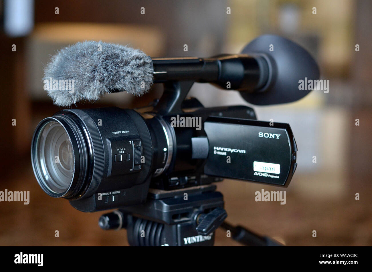 Sony video camera hi-res stock photography and images - Alamy