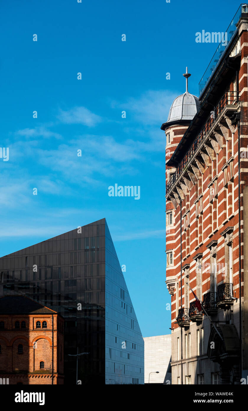 A mix of classical and modern architecture in Liverpool, Mann Island Building and Albion House Stock Photo