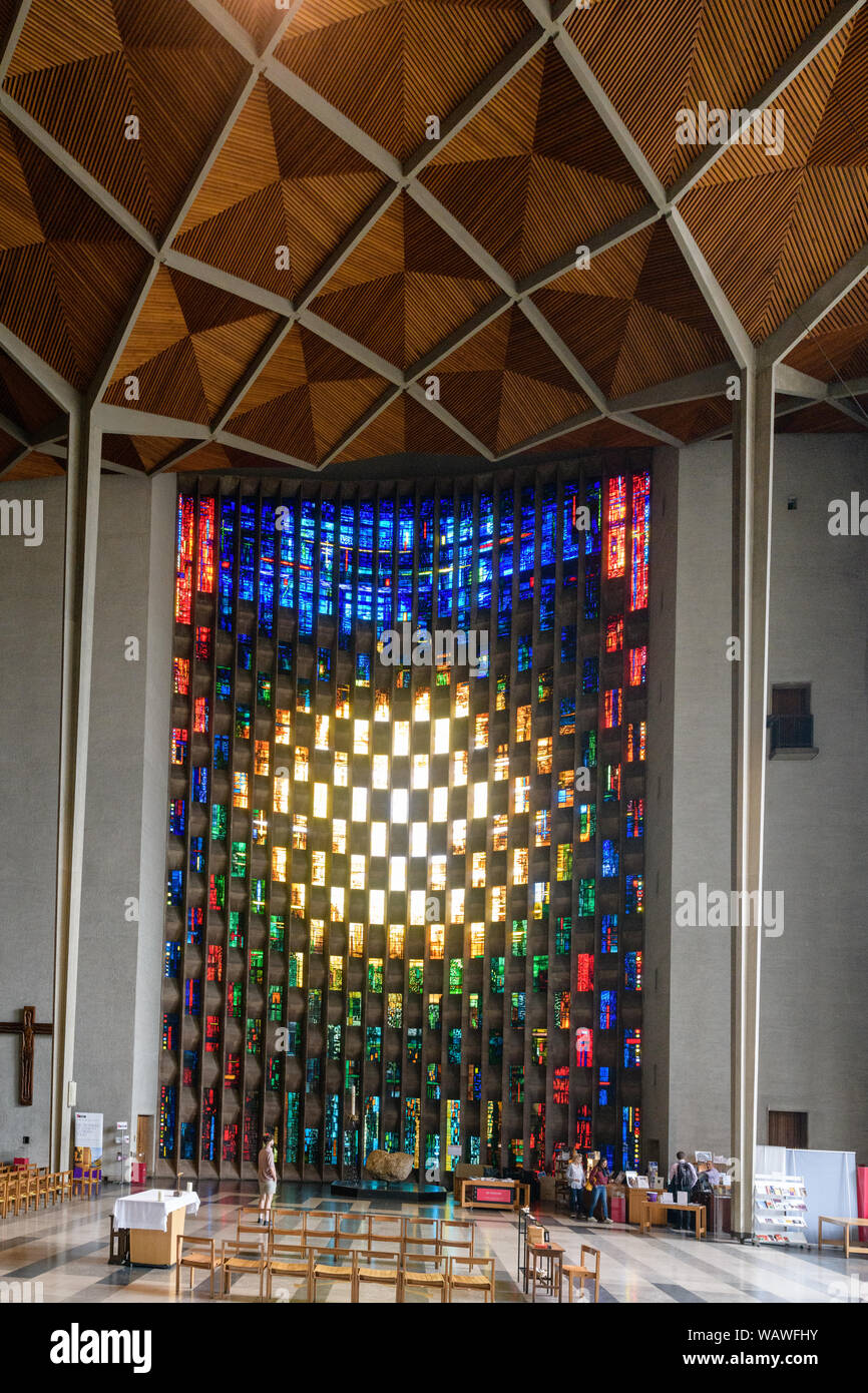 Coventry Cathedral Interior Stock Photo Alamy coventry-cathedral-interior-stock-photo-alamy