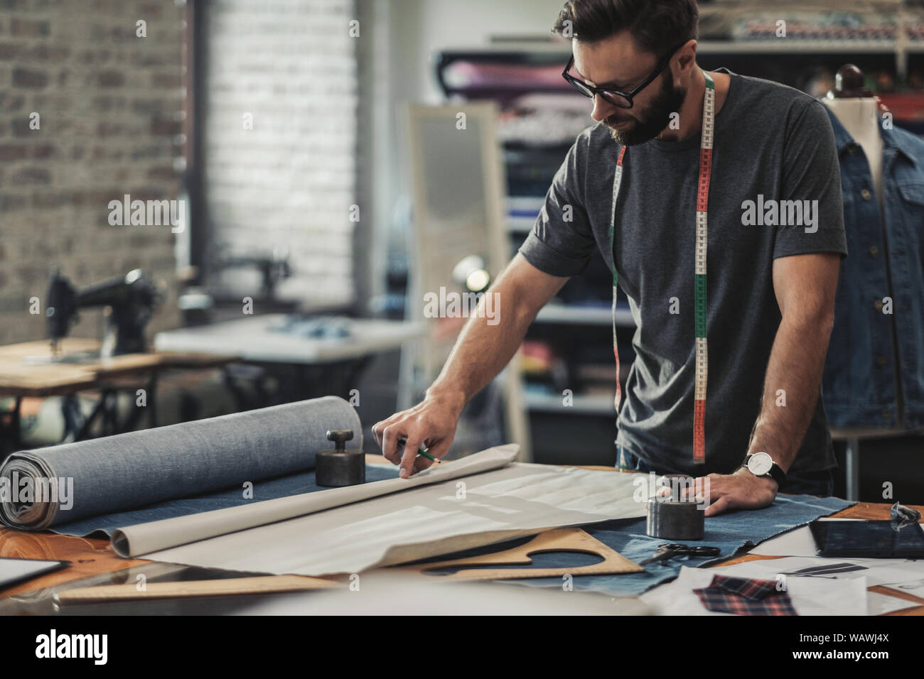 Fashion designer denim sketch hi-res stock photography and images - Alamy