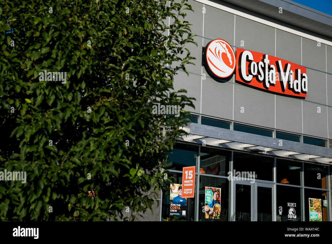 A logo sign outside of a Costa Vida restaurant location in Lehi, Utah on July 28, 2019. Stock Photo