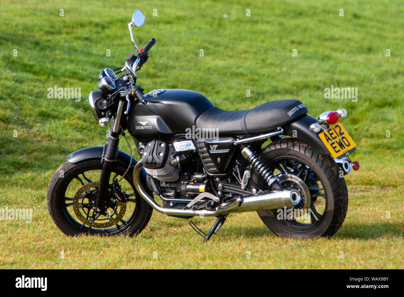 750cc transverse v twin hi-res stock photography and images - Alamy