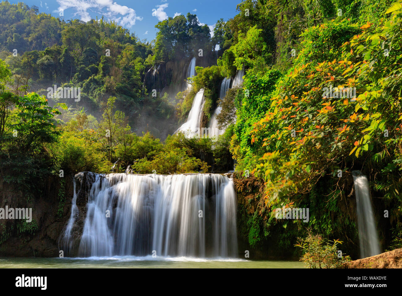 The thi Lo Su waterfall is the highest in Thailand, Umphang province