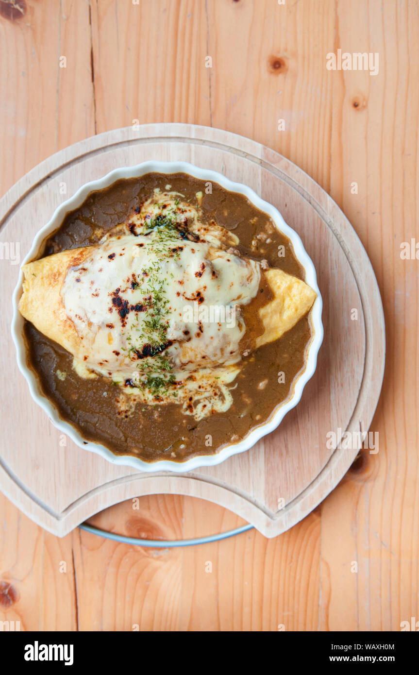 Japanese Kare Omu rice, Japanese omelette rice with curry Stock Photo Alamy