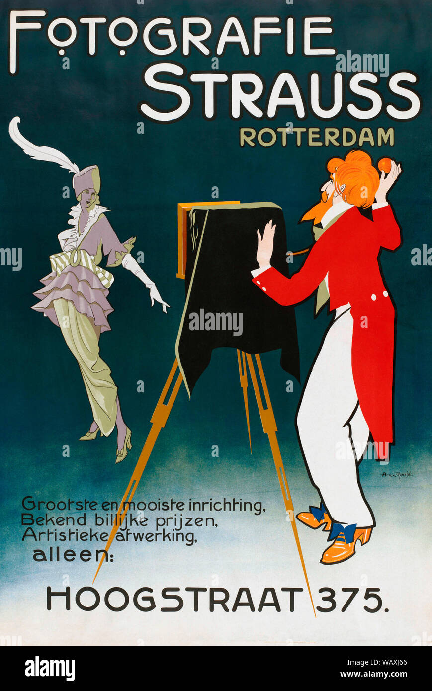 1914 poster advertising Fotografie Strauss in Rotterdam, Netherlands, by Dutch artist Arnold van Roessel, 1883-1947 Stock Photo