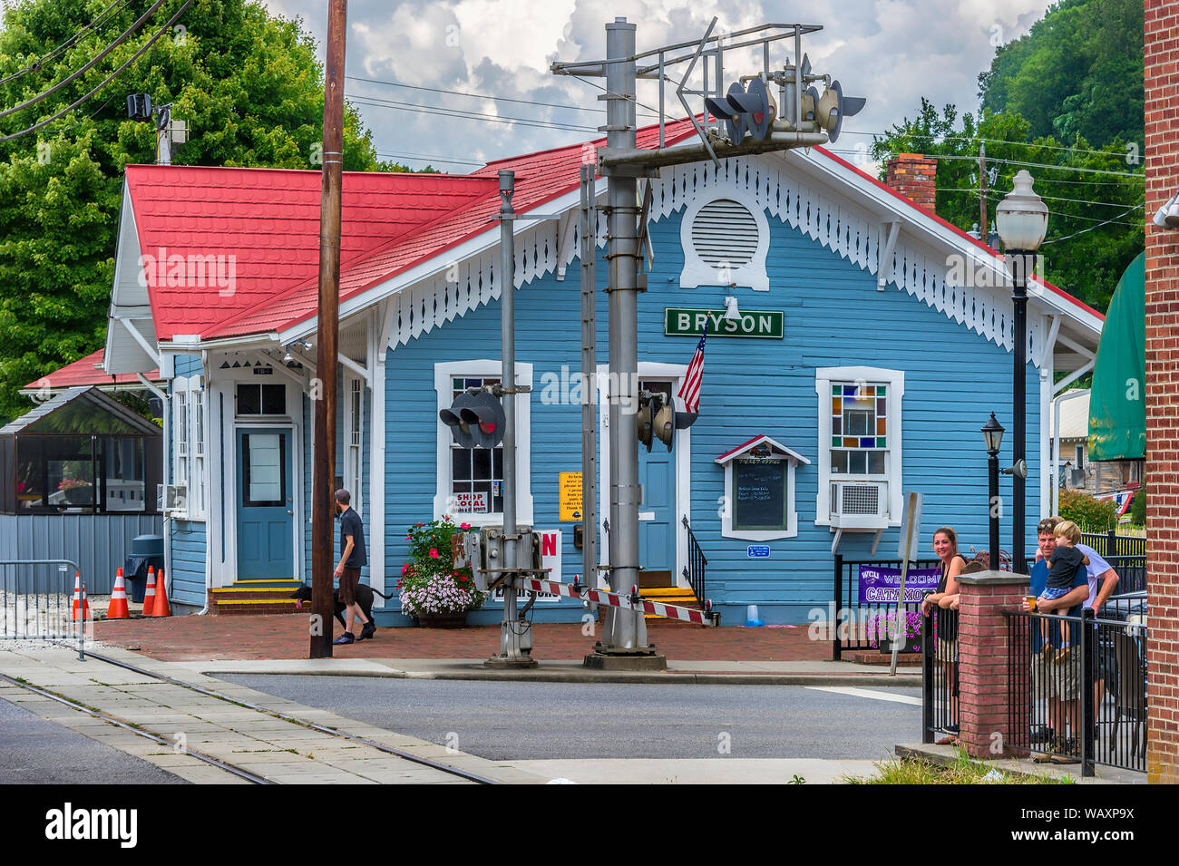 Bryson, North Carolina, USA - August 3, 2019:  People watch as the train approaches the depo in Bryson, North Carolina Stock Photo