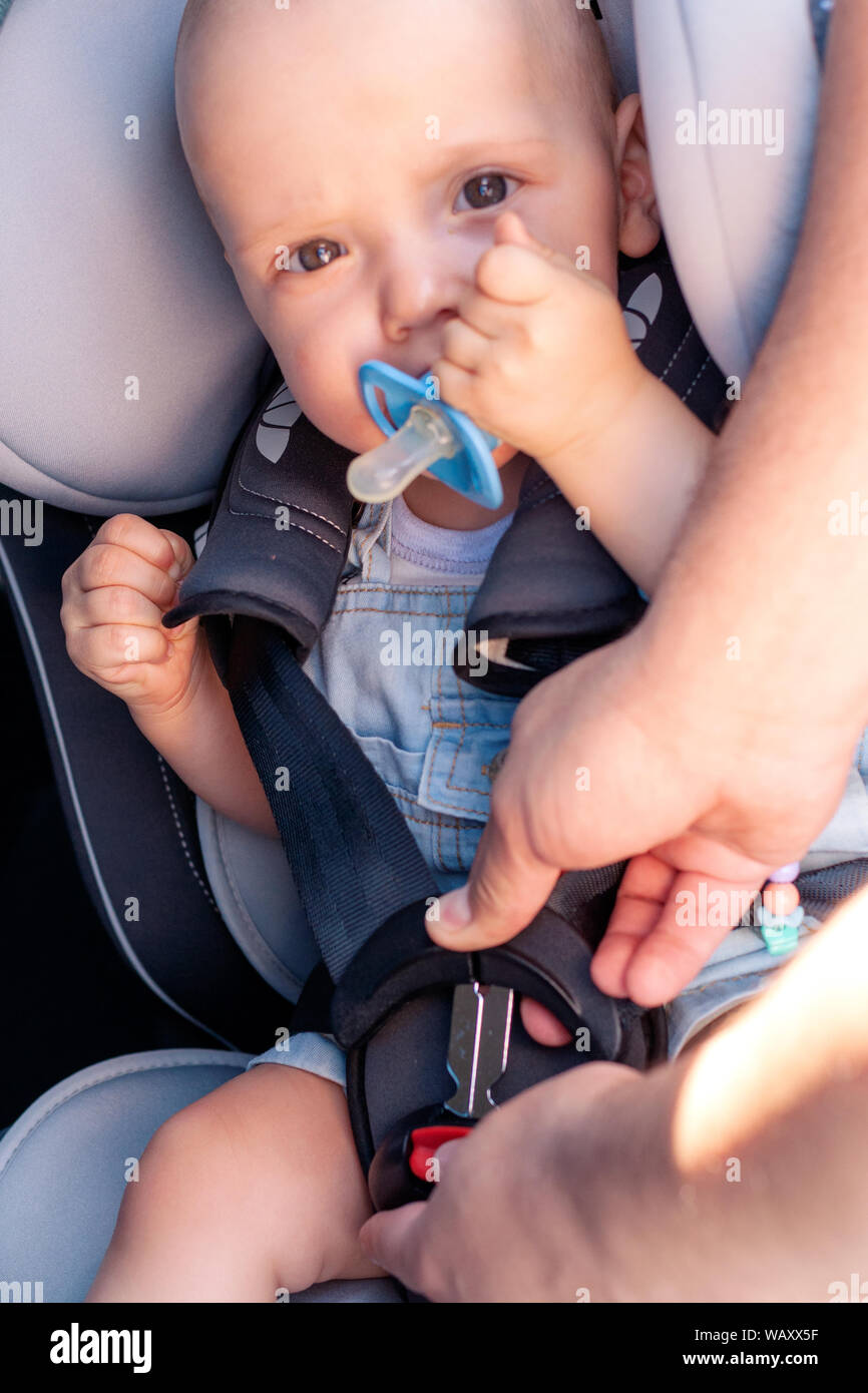 Children seat belts car hires stock photography and images Alamy