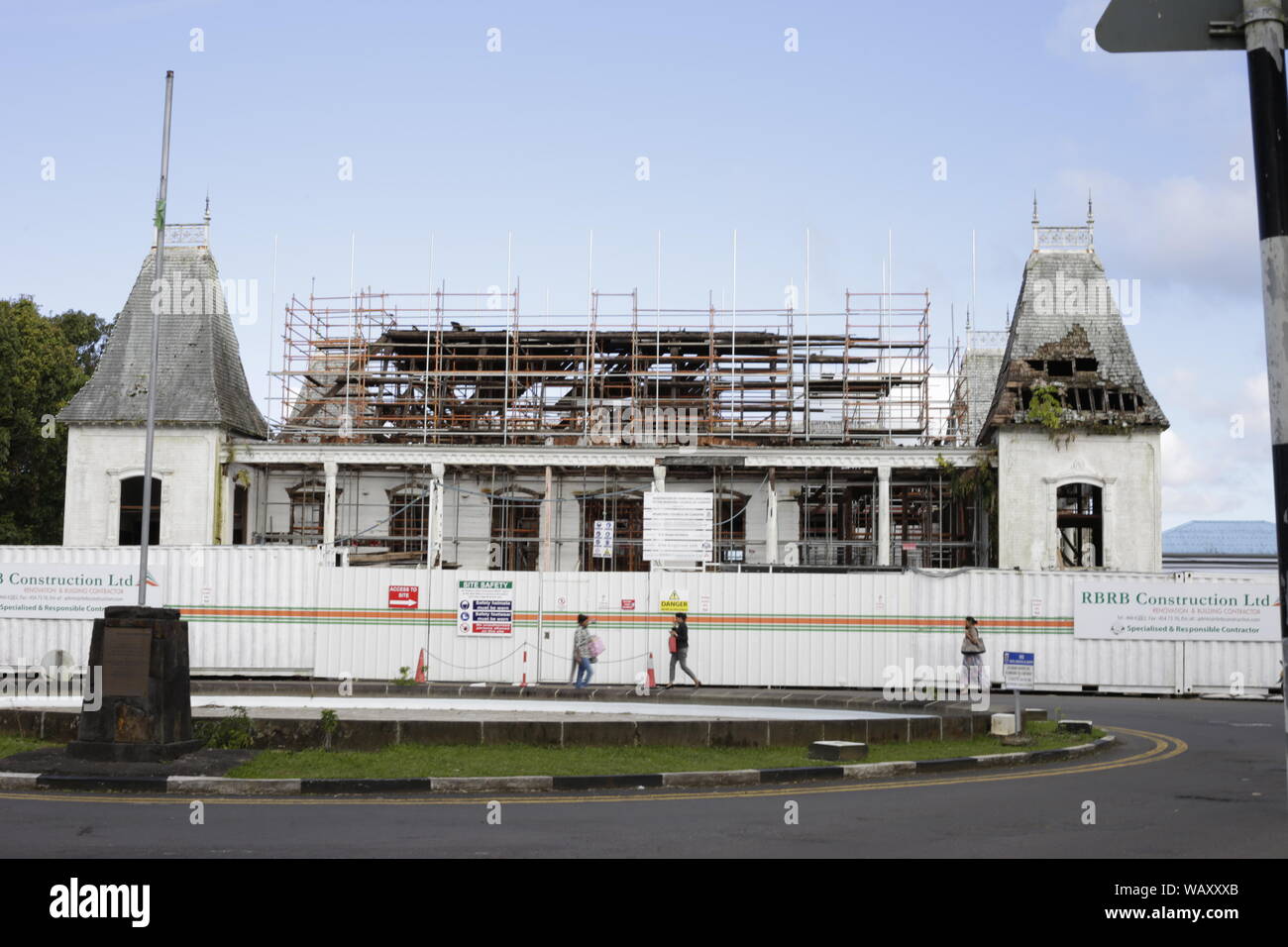 Curepipe (Mauritian Creole pronunciation [kiːəpip]) also known as La