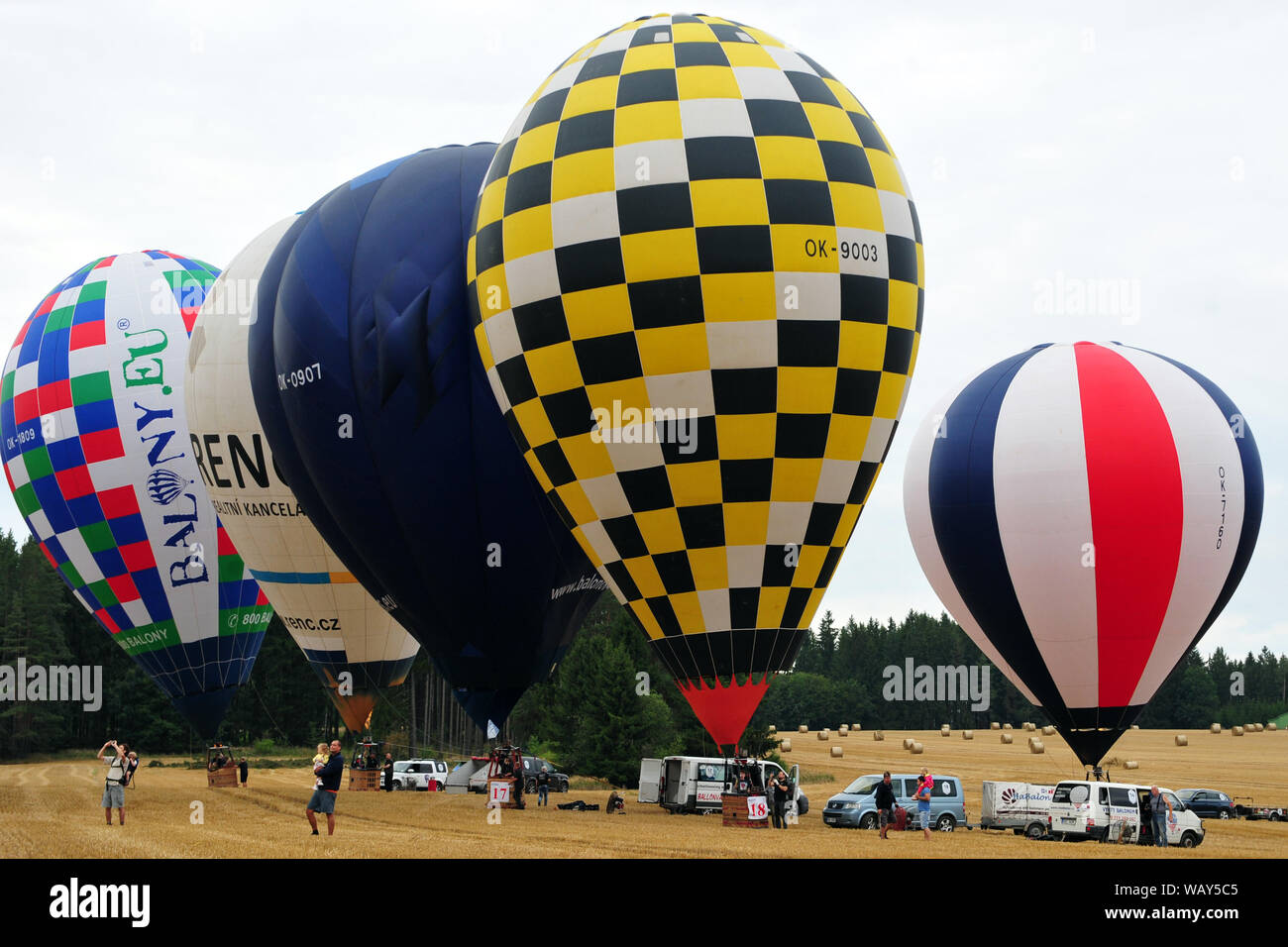 Jindrichuv Hradec, Czech Republic. 22nd Aug, 2019. Hot air balloons fly  during the 23 th FAI Hot Air Balloon Czech Championship in Jindrichuv Hradec  in the Czech Republic. Twenty five contestants from