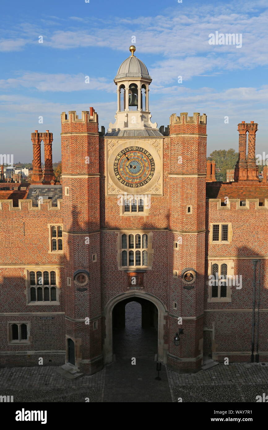 Anne Boleyn Tower and Astronomical Clock, Rooftop Tour, Hampton Court