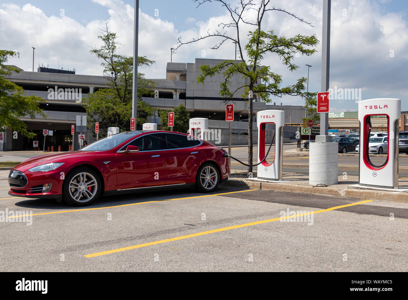 Electric vehicle revolution hires stock photography and images Alamy