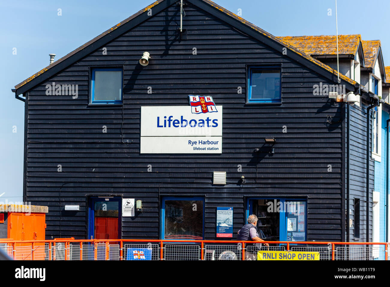 Rye Harbour, UK. 22nd August, 2019. Exterior view of the lifeboat station at Rye. Stock Photo