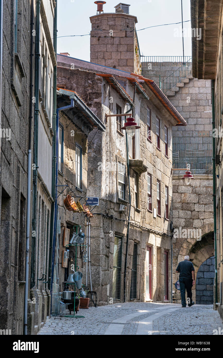 Traditional old stone houses in the historic center of Guarda, Beira  Interior Norte, Northern Portugal Stock Photo - Alamy