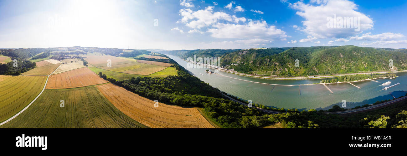 Germany, Rhineland-Palatinate, Bingen region, Henschhausen am Rhein, Panoramic view of grain fields, Kaub and Pfalzgrafenstein Castle Stock Photo