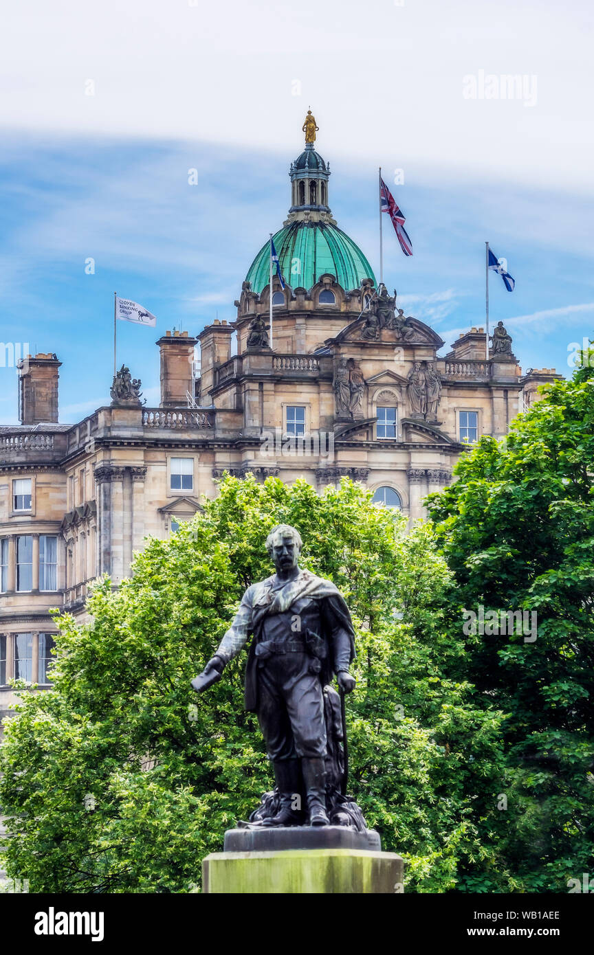 UK, Scotland, Edinburgh, statue of David Livingstone Stock Photo