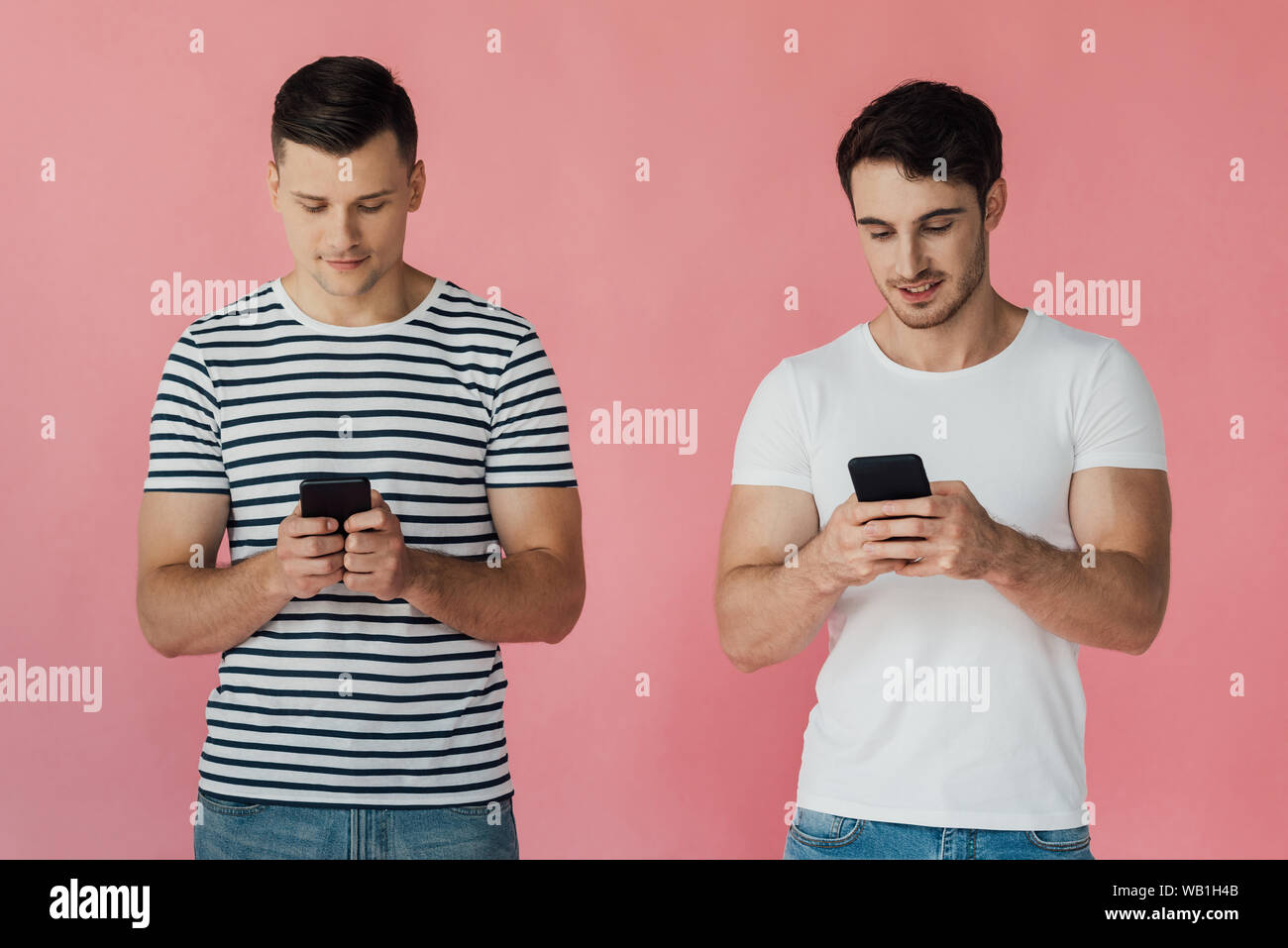 Men using smartphones hi-res stock photography and images - Alamy