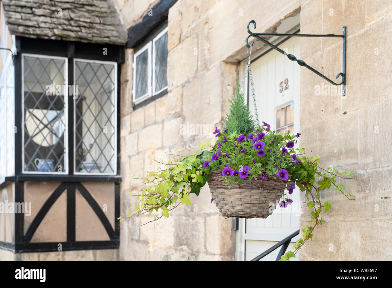 Winchcombe flowers hi-res stock photography and images - Alamy