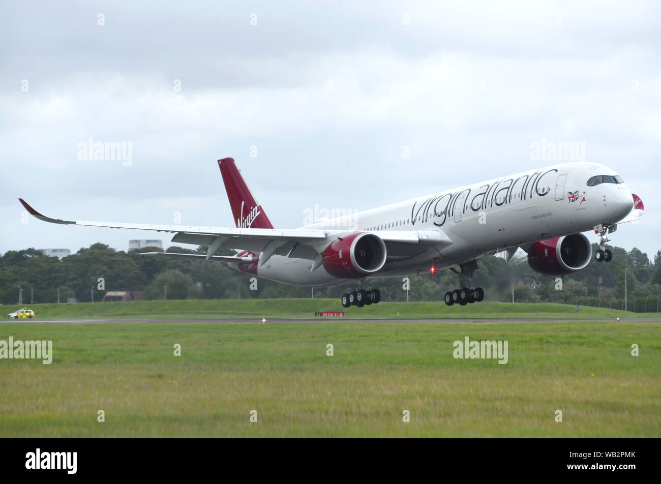 Virgin Atlantic A350-1000 taking off, Glasgow Stock Photo