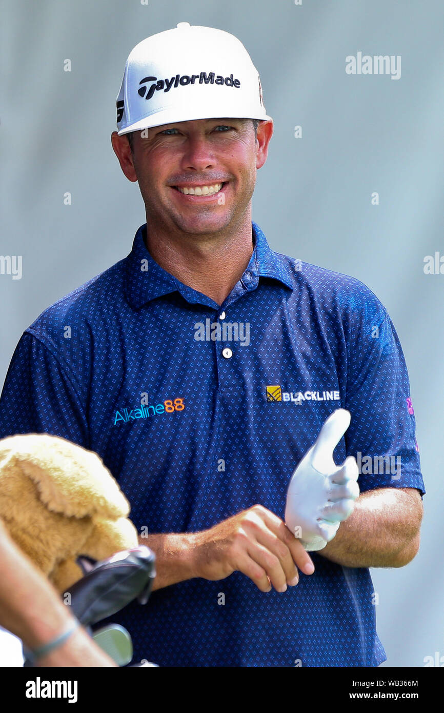 Atlanta, Georgia, USA. 23rd Aug, 2019. Chez Reavie prepares to tee off the 10th hole during the second round of the 2019 TOUR Championship at East Lake Golf Club. Credit: Debby Wong/ZUMA Wire/Alamy Live News Stock Photo