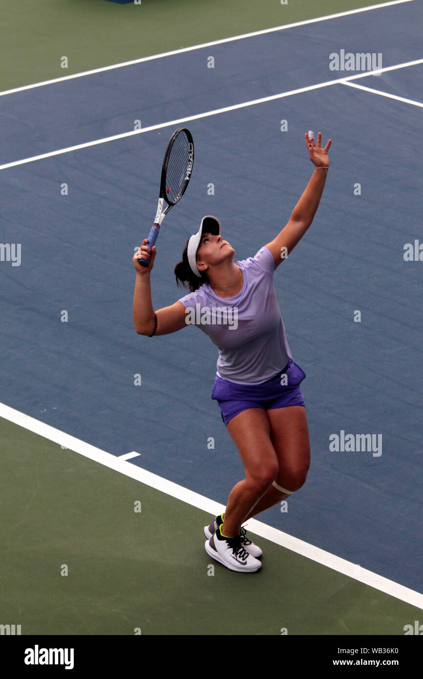 Bianca andreescu endorsements hi-res stock photography and images - Alamy