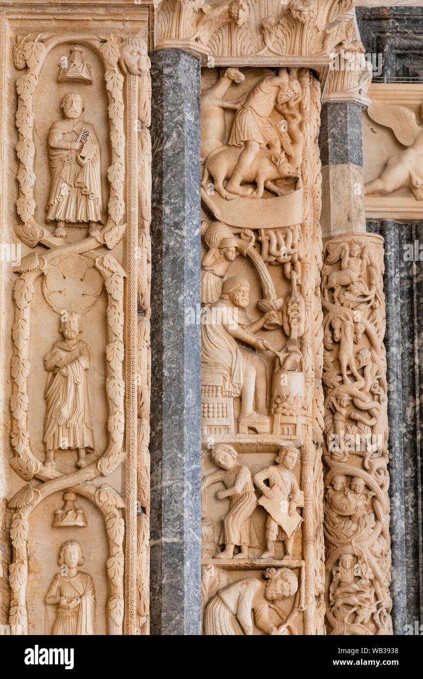 Carvings Outside The Cathedral of St. Lawrence, Trogir, Croatia, Europe Stock Photo