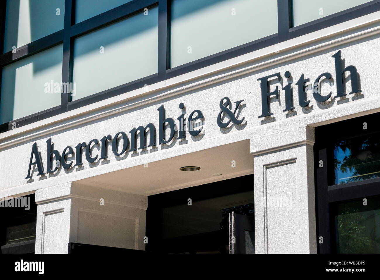 abercrombie and fitch stanford