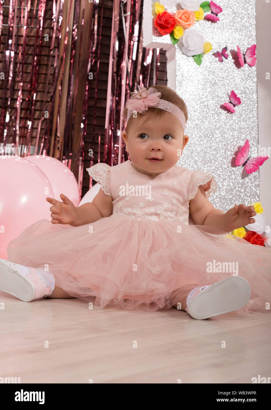 Must have poses for a newborn photoshoot - Sylvia Dobek Photography,  Enfield, London