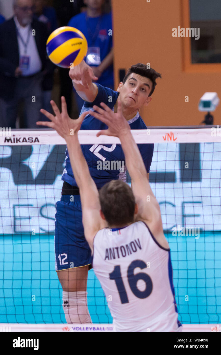 ATTACCO OF BRUNO LIMA  during Nations League Men - Italy Vs Argentina, Milano, Italy, 22 Jun 2019, Volleyball Italian Volleyball National Team Stock Photo