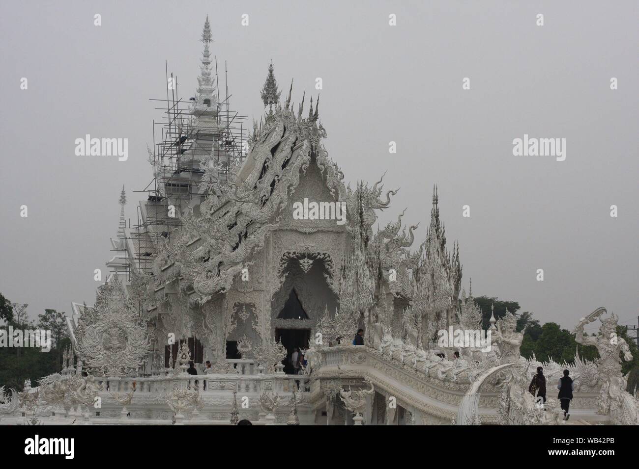 White temple views in Chiang Rai in Thailand Stock Photo - Alamy