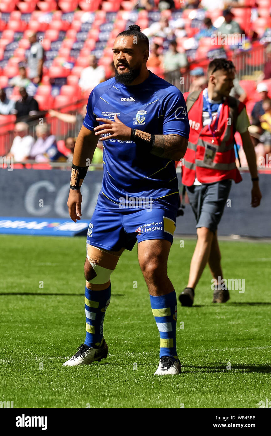 London, UK. 24th Aug, 2019. BEN MURDOCH-MASILA of Warrington Wolves warms up during the Ladbrokes Challenge Cup Final match between St Helens and Warrington Wolves at Wembley Stadium, London, England on 24 August 2019. Photo by Ken Sparks. Editorial use only, license required for commercial use. No use in betting, games or a single club/league/player publications. Credit: UK Sports Pics Ltd/Alamy Live News Stock Photo