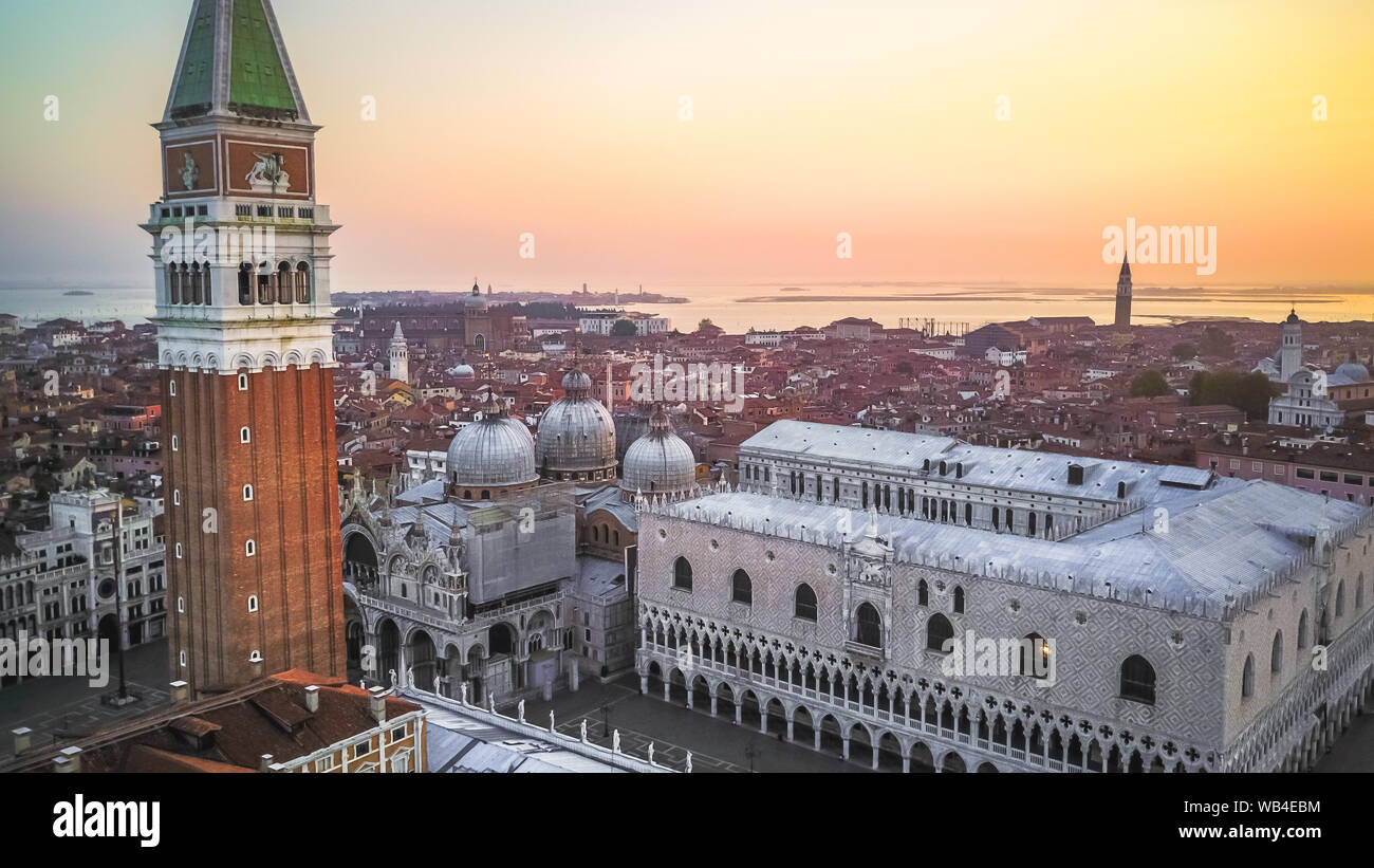Views of sunrise in Venice from above Stock Photo - Alamy