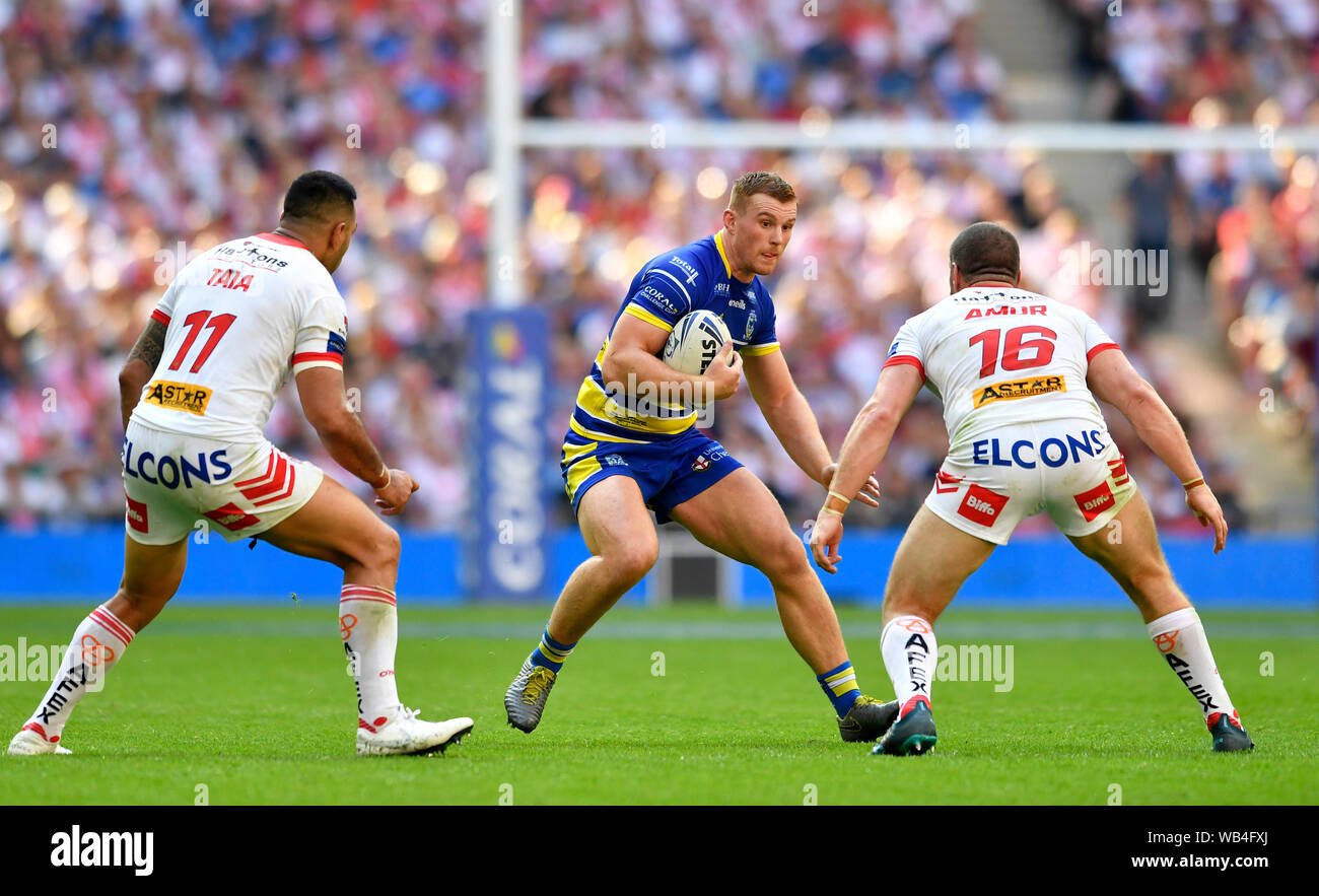 London, UK. 24th August, 2019. Wembley Stadium, London, England; Rugby Football League Coral Challenge Cup final, Warrington Wolves versus St Helens; Jack Hughes of Warrington Wolves looks for a way past Zeb Taia and Morgan Knowles of St Helens - Editorial Use Only. Credit: Action Plus Sports Images/Alamy Live News Credit: Action Plus Sports Images/Alamy Live News Credit: Action Plus Sports Images/Alamy Live News Credit: Action Plus Sports Images/Alamy Live News Stock Photo