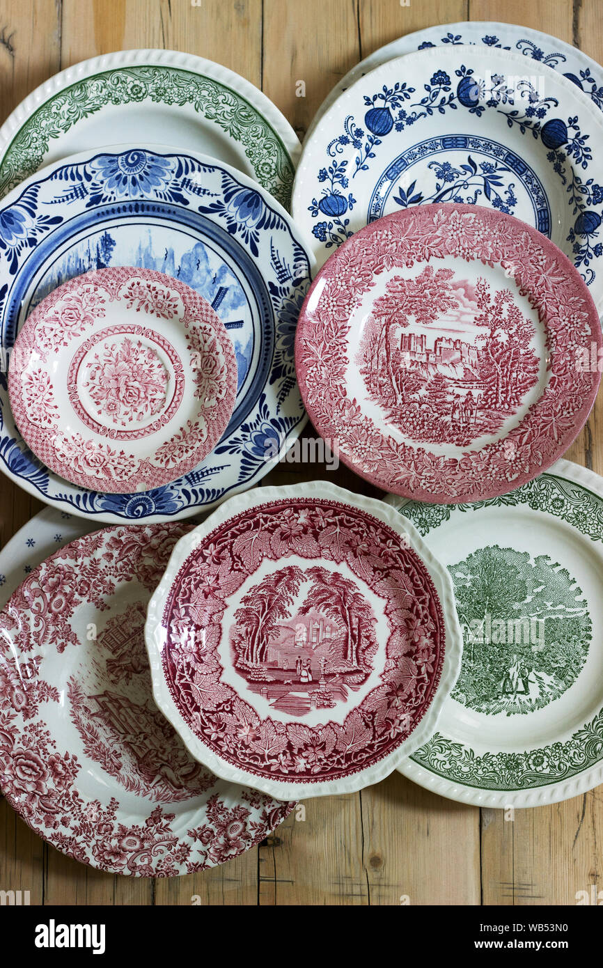 Antique porcelain plates hotsell