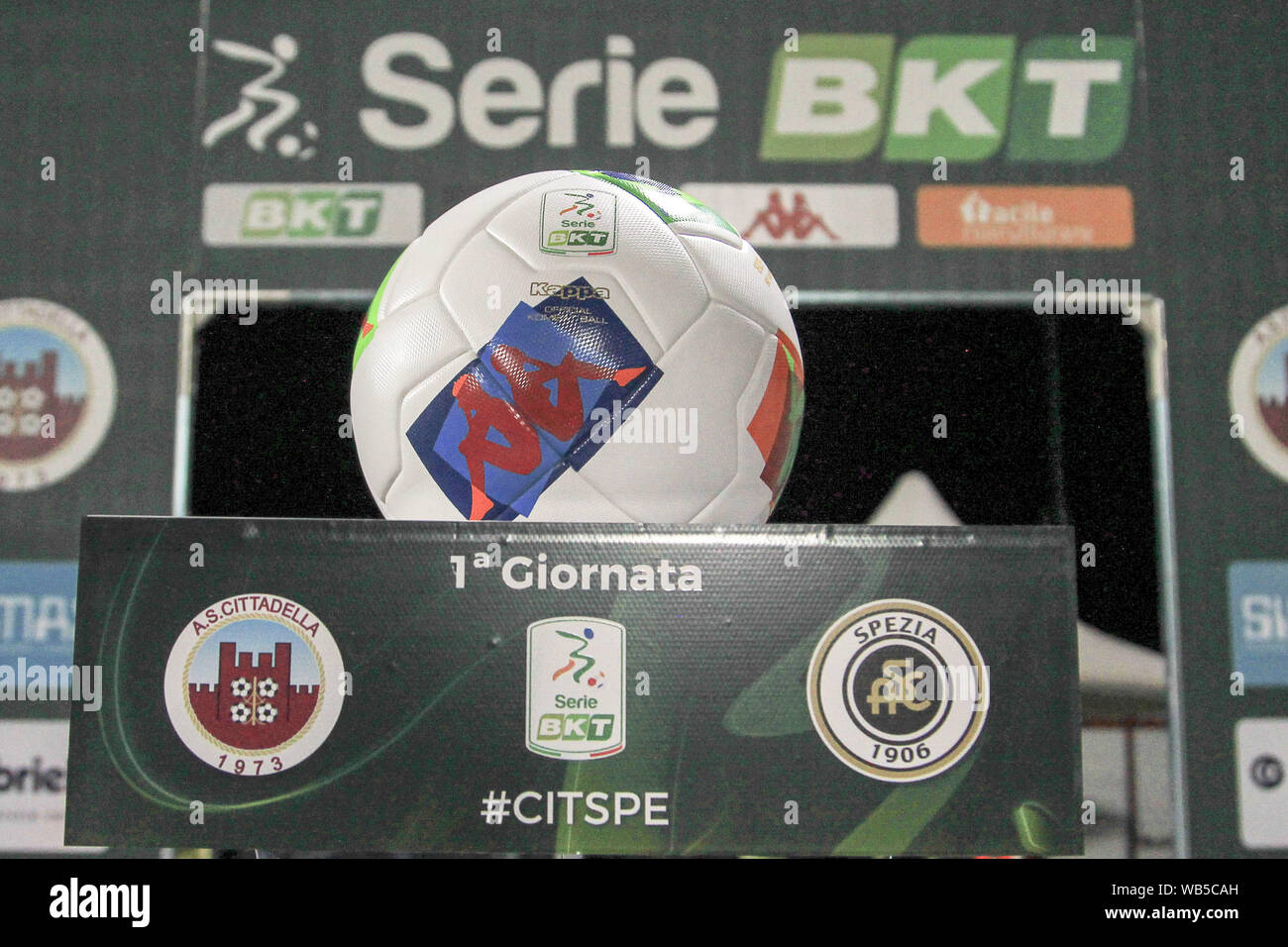 Il pallone of serie bkt fiirmato robe of kappa hi-res stock photography and  images - Alamy