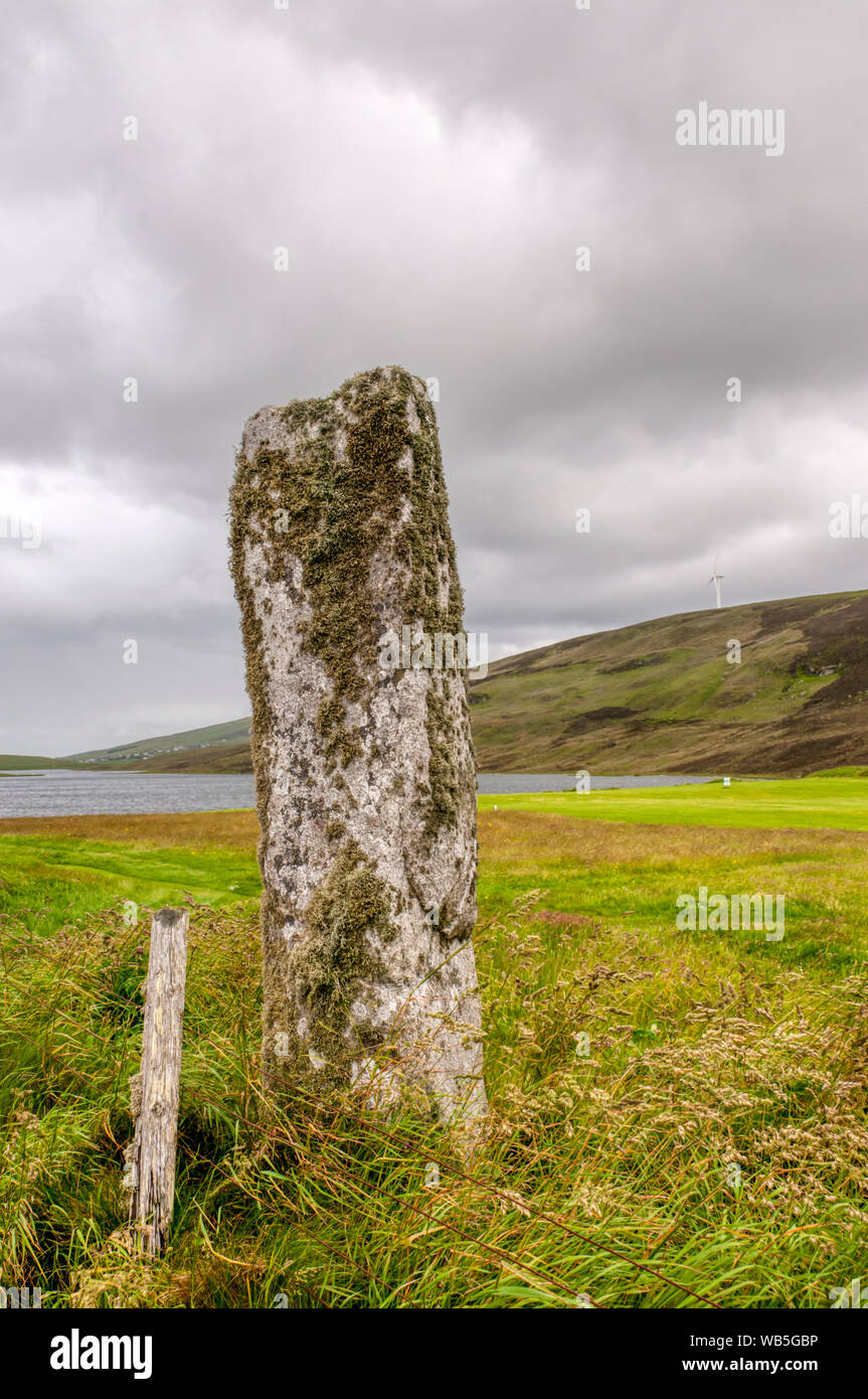 Tingwall Stone or Murder Stone near Scalloway, Shetland. Believed to mark spot where Malise Sperra, Lord of Skaldale, killed in battle in 1389 or 1391 Stock Photo