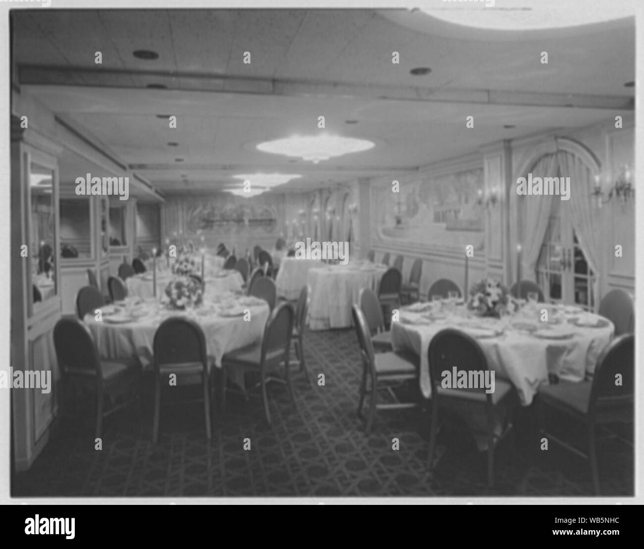 Essex House, Central Park South. Abstract/medium GottschoSchleisner