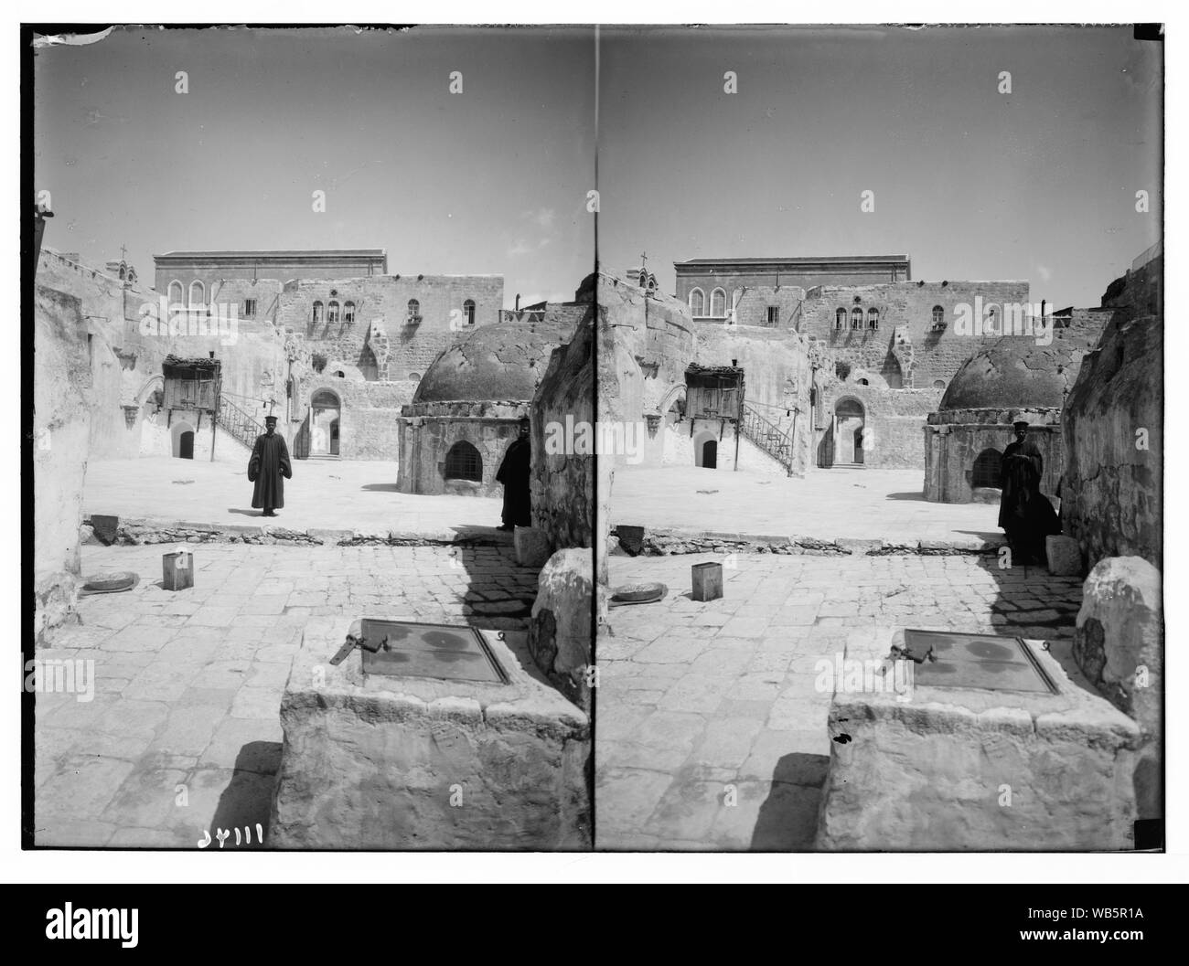 Ethiopian Abyssinian churches in Jerusalem. Abyssinian chapel above chapel of St. Helena (Ch. [i.e., Church] of Holy Sepulchre) Abstract/medium: G. Eric and Edith Matson Photograph Collection Stock Photo