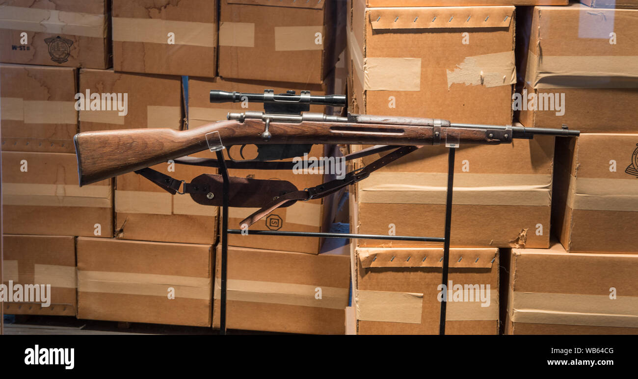 Exhibit showing a duplicate copy of the 6.5 x 52 mm Italian Carcano M91/38 bolt-action rifle, equipped with a 4x Hollywood brand scope, used by Lee Harvey Oswald, the presumptive assassin of President John F. Kennedy on Nov. 22, 1963, in Dallas, Texas Stock Photo