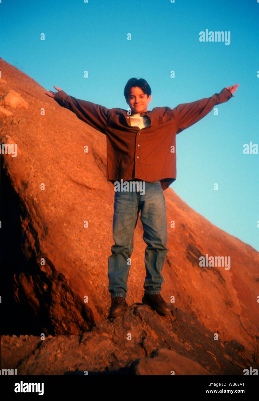 Los Angeles, California, USA 9th November 1994 (Exclusive) Actor Elijah Wood poses at a photo shoot on November 9, 1994 in Los Angeles, California, USA. Photo by Barry King/Alamy Stock Photo Stock Photo
