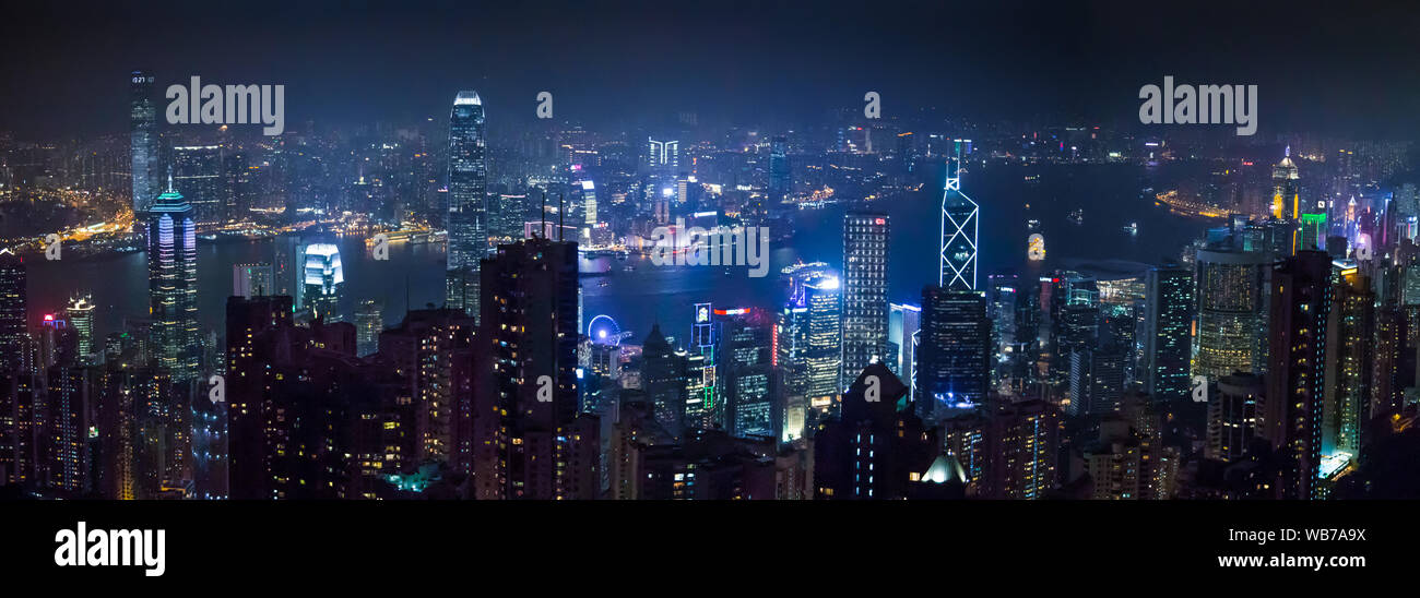 Hong Kong city, the streets and the river Stock Photo - Alamy